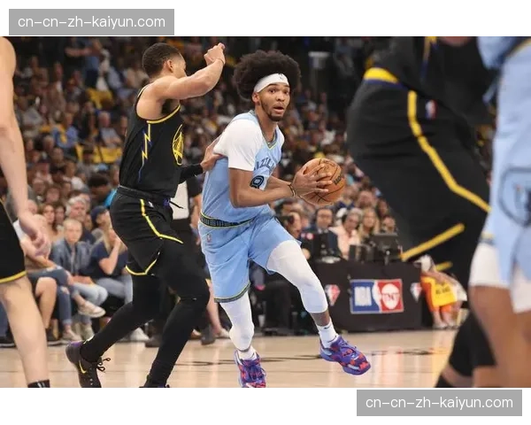 国王灰熊对决：年轻核心碰撞展现联盟未来