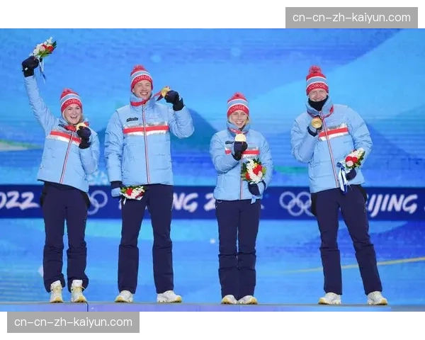 国际举联颁发“年度最佳运动员”，塔拉卡哈泽与李雯雯当选