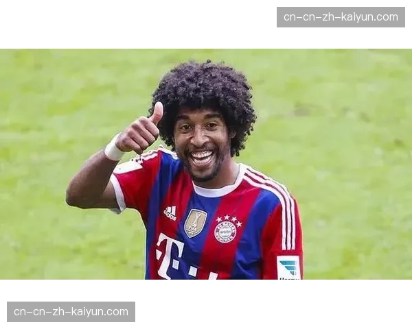 特写：尼斯老将丹特赛后加练头球，直言团队防守是保级根基