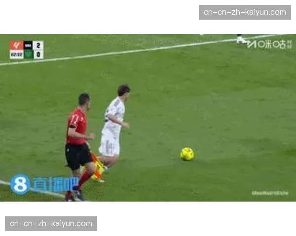 诺伊尔开场失误送礼，居莱尔30米吊射破门拉开进球大战序幕
